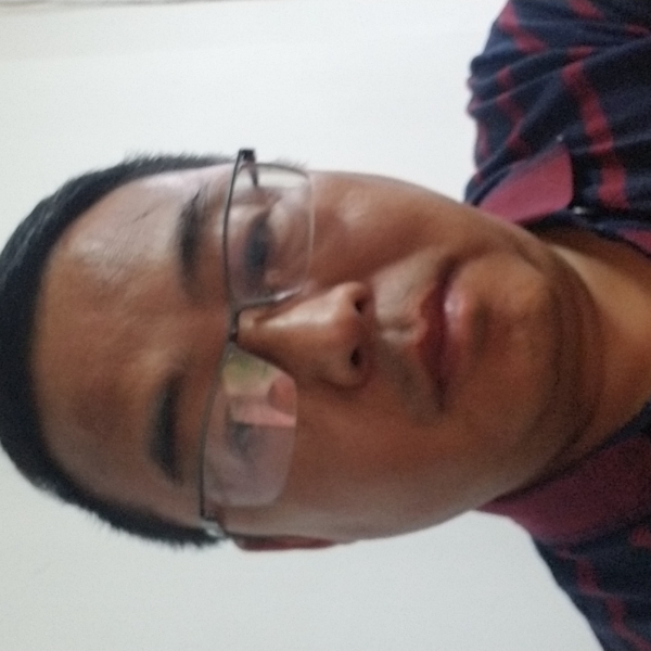 西装一个人的照片
