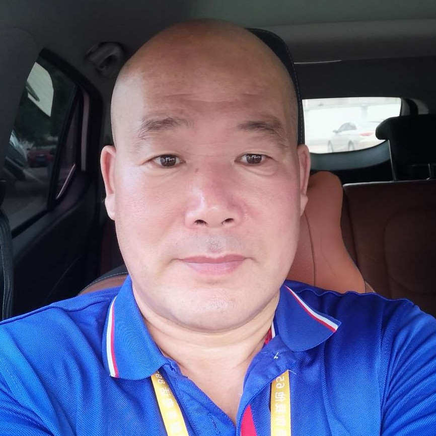 睫毛膏用精明的照片