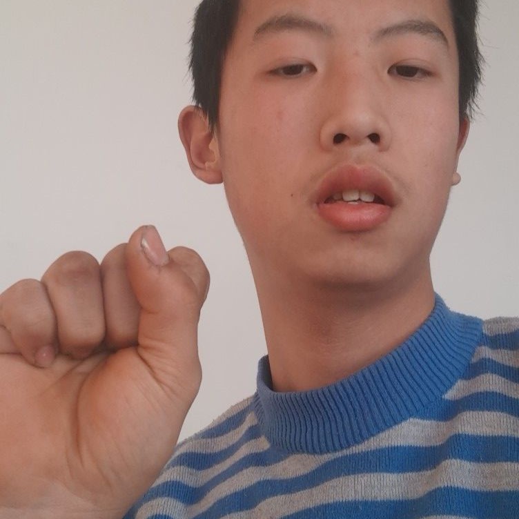 秦洋2222的照片