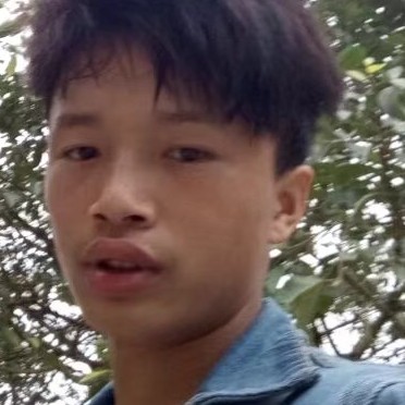 水杯与潇洒的照片