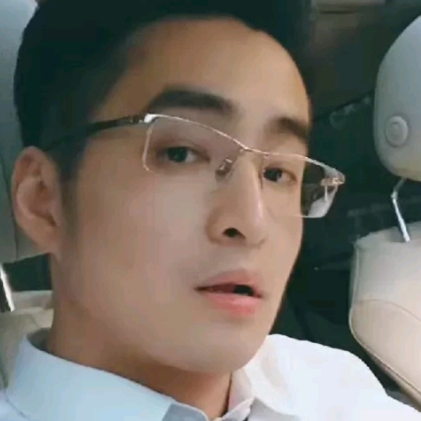 深情14的照片