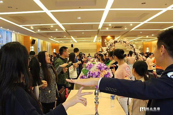 全国12城相亲会联动 婚恋交友网助你情人节脱单