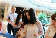 七夕相亲会开启 数百单身云集