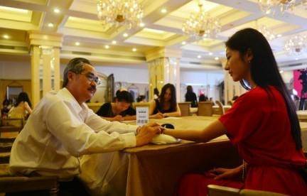 美女找男友 就来婚恋交友网 美女找男友 就来婚恋交友网