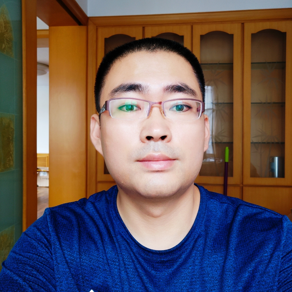 海岛秋叶的照片