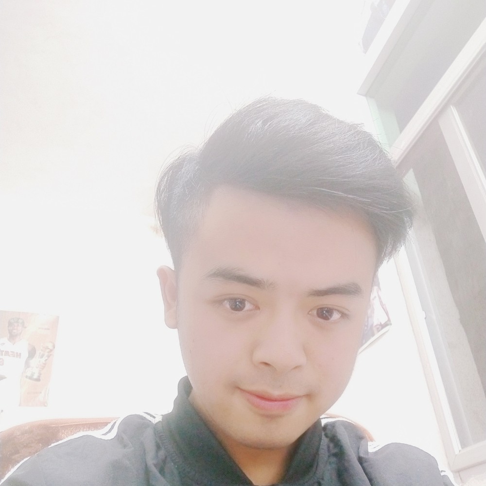 彩云沐琉璃的照片