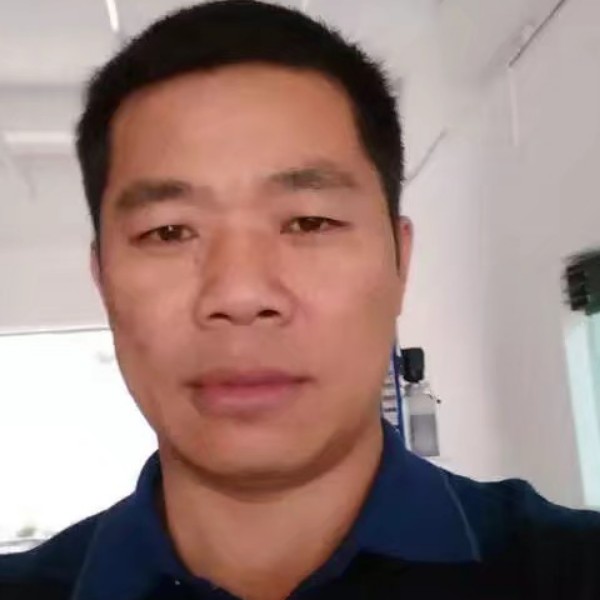 覃珏峰的照片