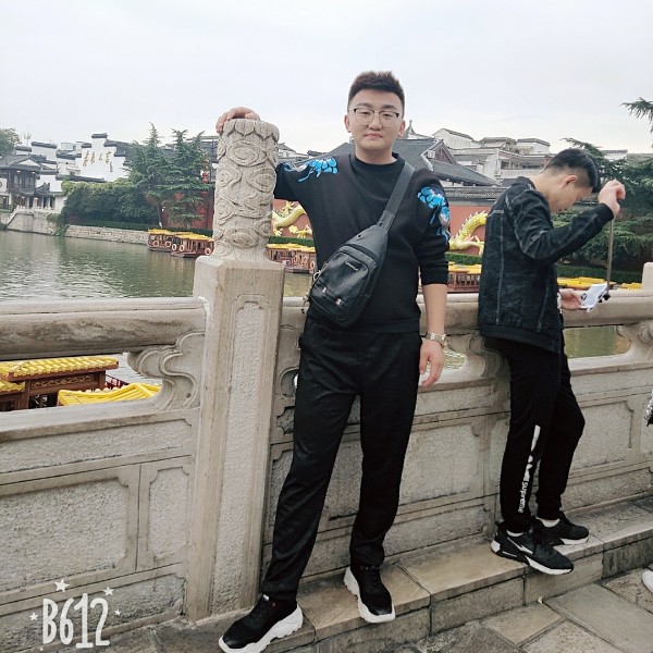 Mr.prefe的照片