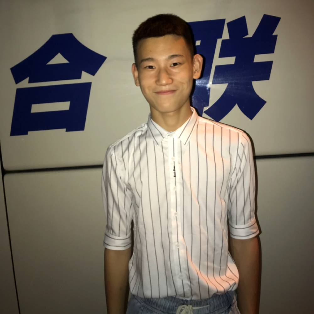 祁六虎的照片