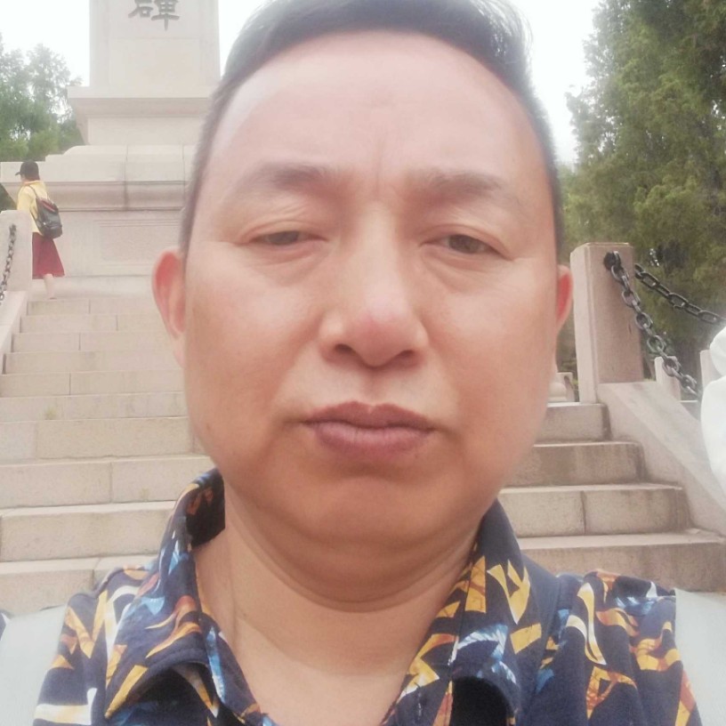高贵彩虹的照片