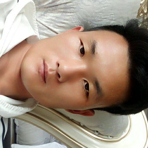 血无痕的照片
