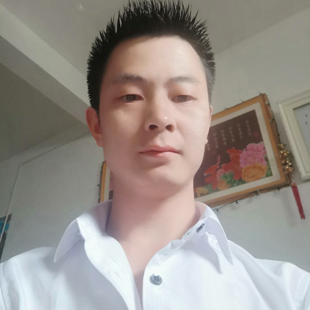 孤單蹙眉天空的照片