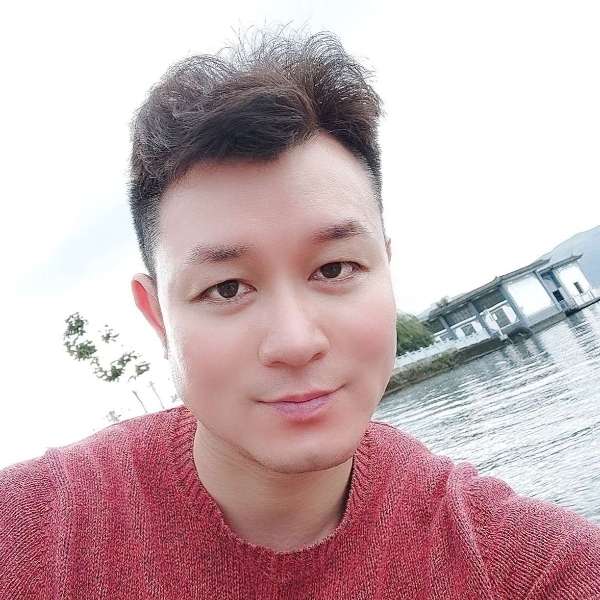乐坛使者的照片