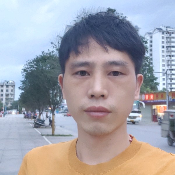 开心的百合的照片