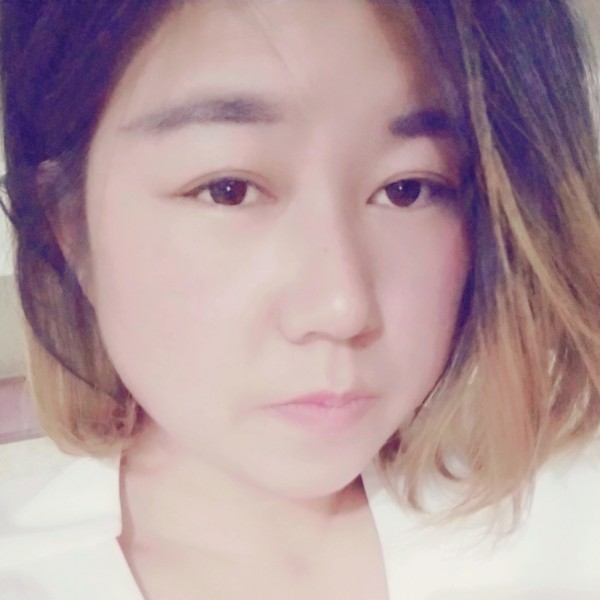 阔达小刺猬的照片