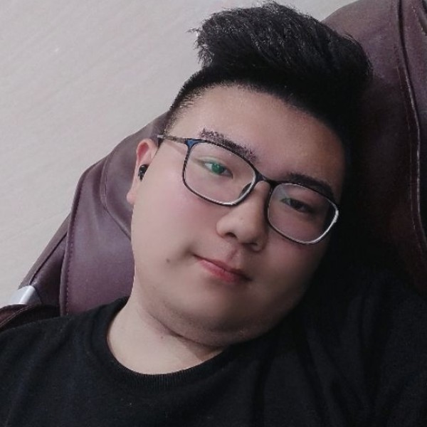 害羞等待小馒头的照片