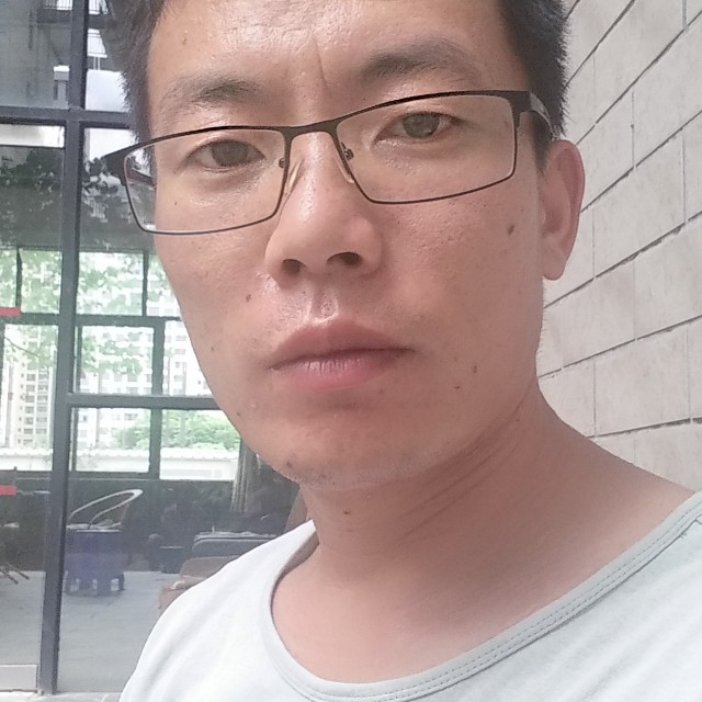 秋月不解的的照片