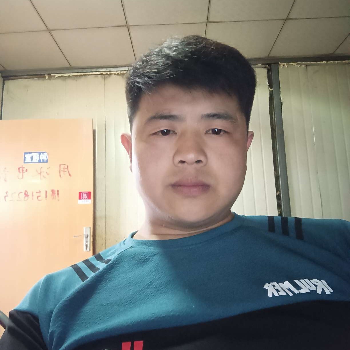 单身漫步棉花糖的照片