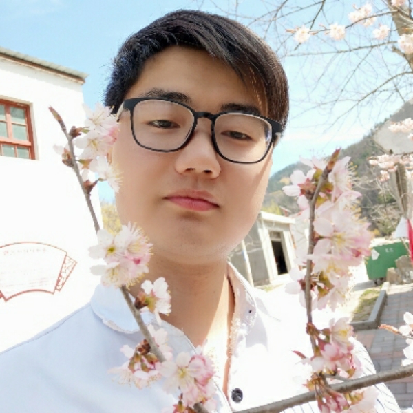 浅唱改变崖悔的照片