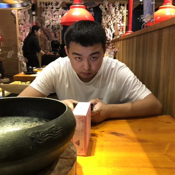 开心短靴的照片