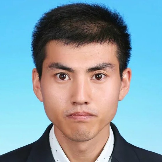 张皓铭1777512348的照片