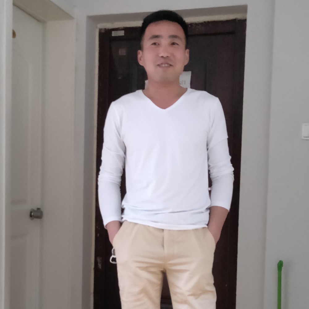 李功臣的照片