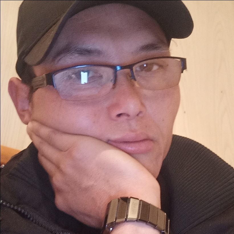 我要你爱我就行了的照片