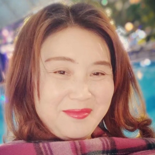 黛儿曾经的照片