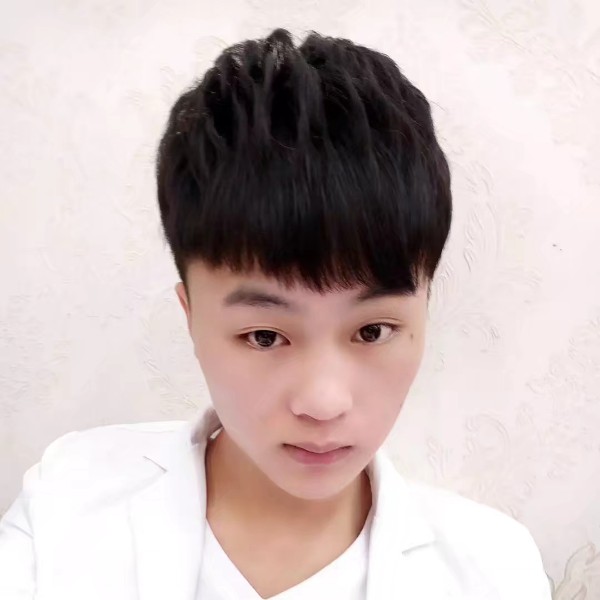 虎牙丶烛影的照片