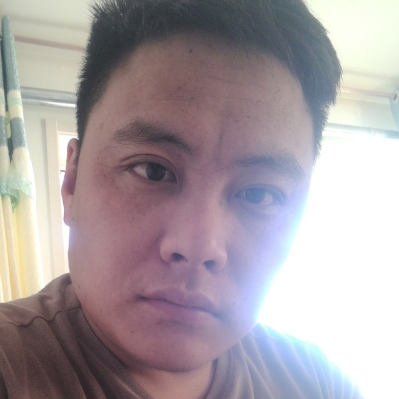山间温柔的风的照片