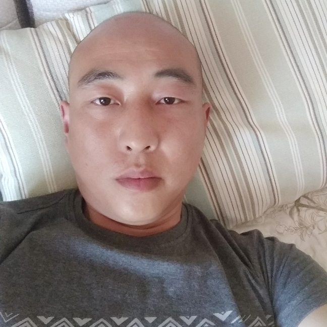 落拓冷风的照片