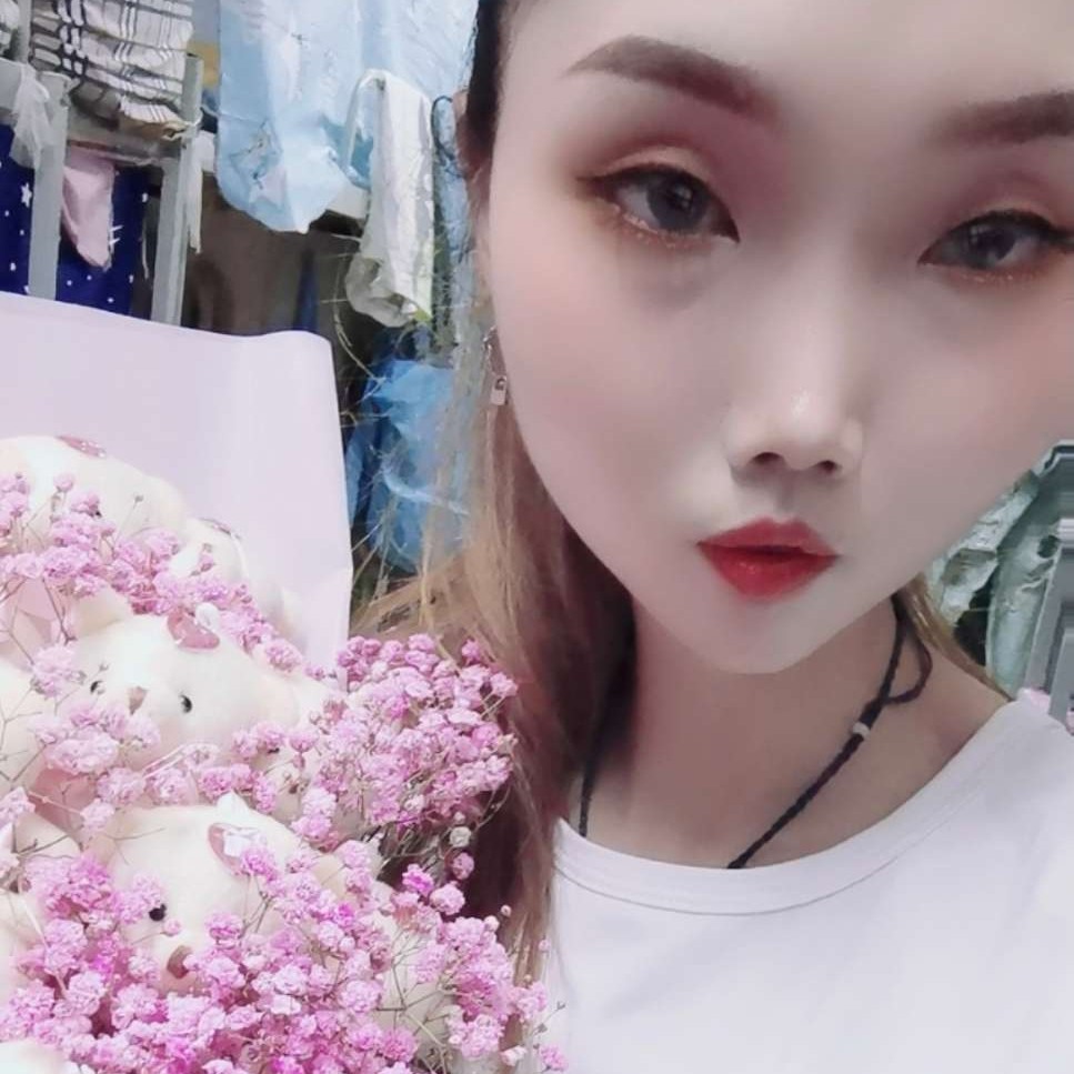 忧心請滑板的照片