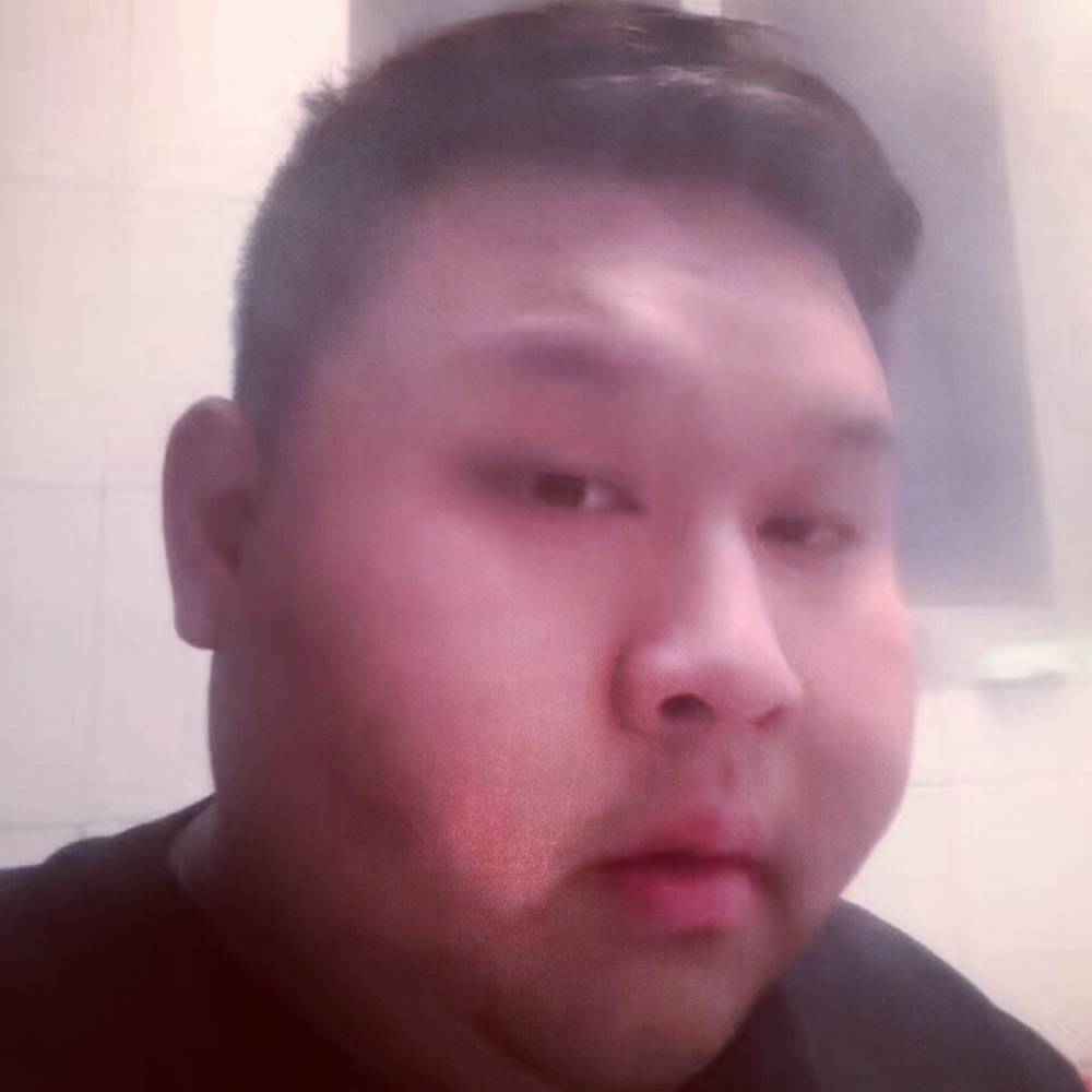 郑俊1的照片