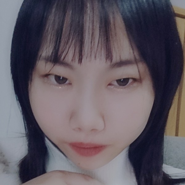 冷傲的期待的照片