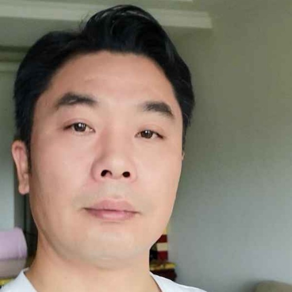 含蓄用钻石的照片