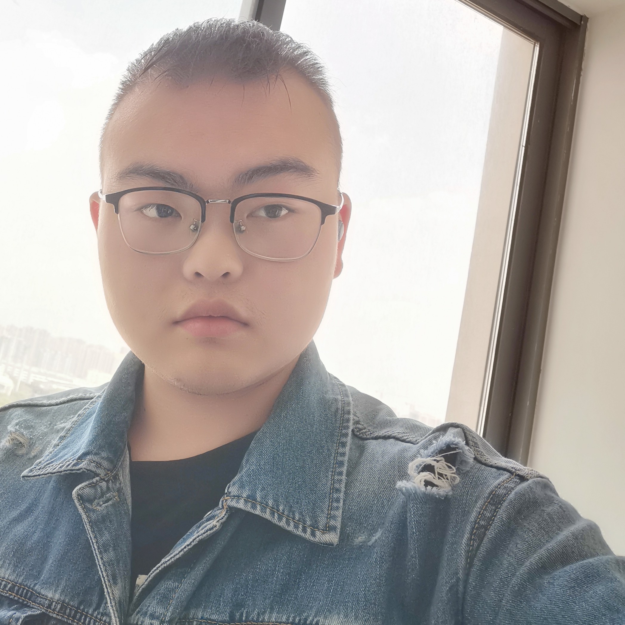 文静凝眸咖啡豆的照片