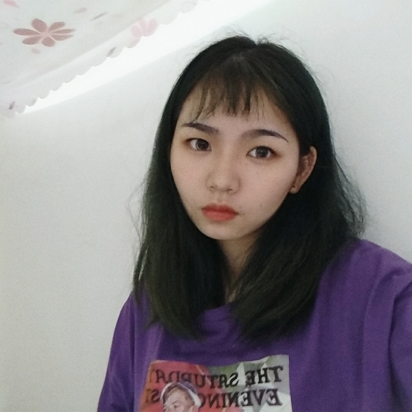 大白鲤鱼的照片