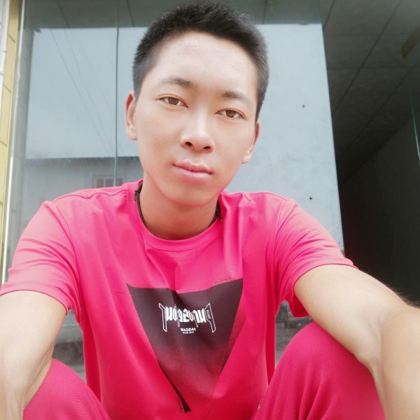 我姓韩却含不住你的照片