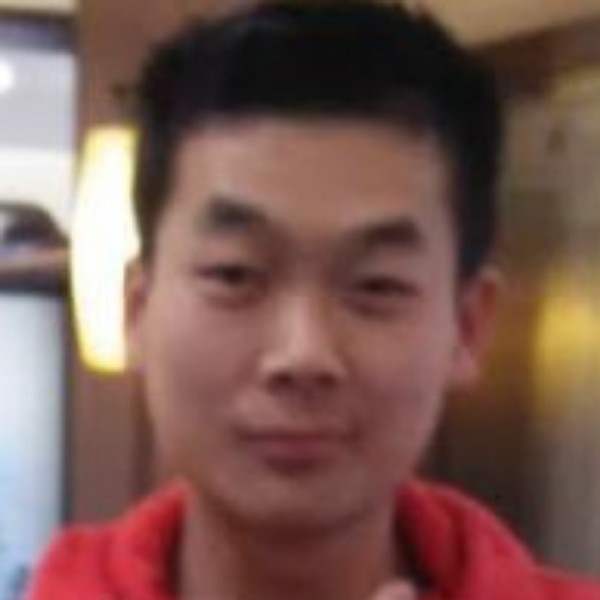 激动白猫的照片
