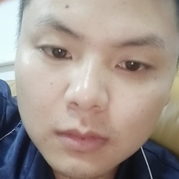 卿莫離的照片