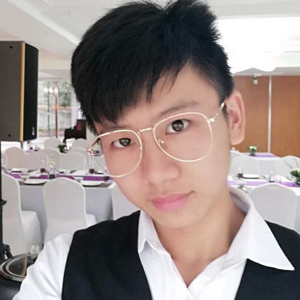 魔幻相许秋月的照片