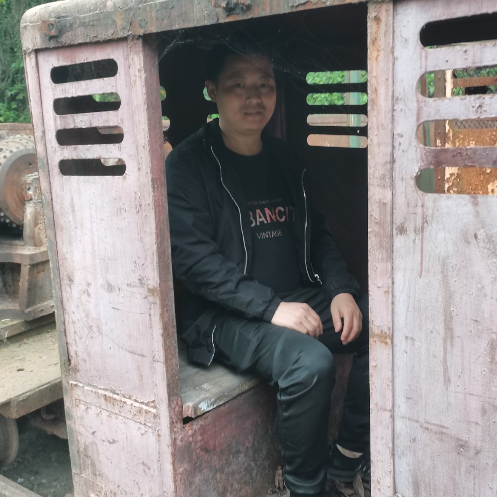 欣喜等于草莓的照片