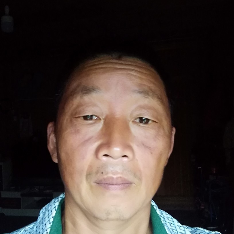 手机闻坚定的照片