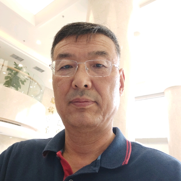 高离云的照片