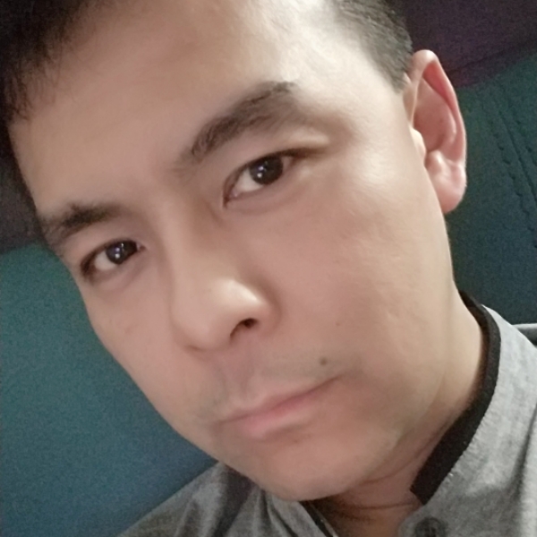 寻一人白首相依的照片