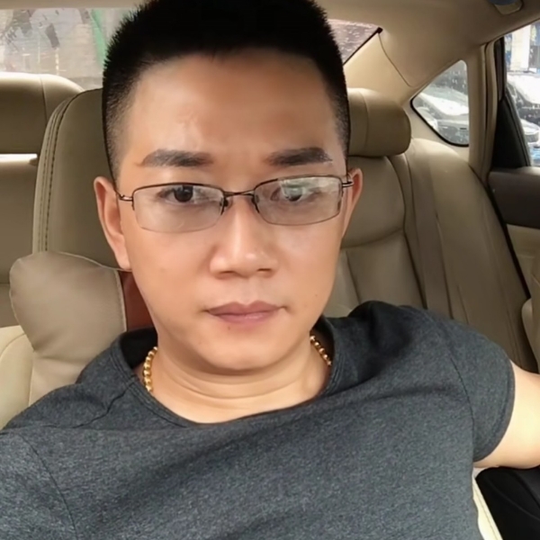 平淡离歌的照片