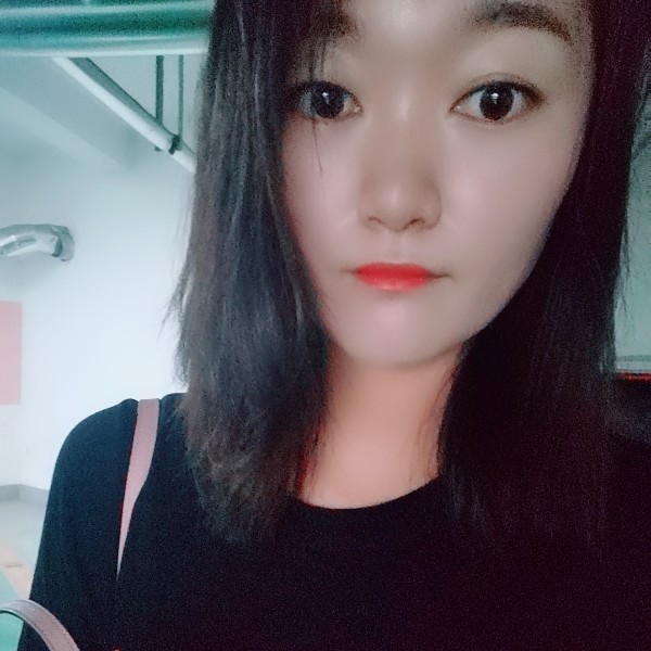 星月称心一一的照片