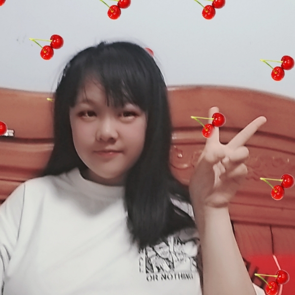花瓣漫步跳跃的照片