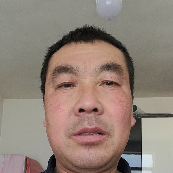幸福说绿草的照片