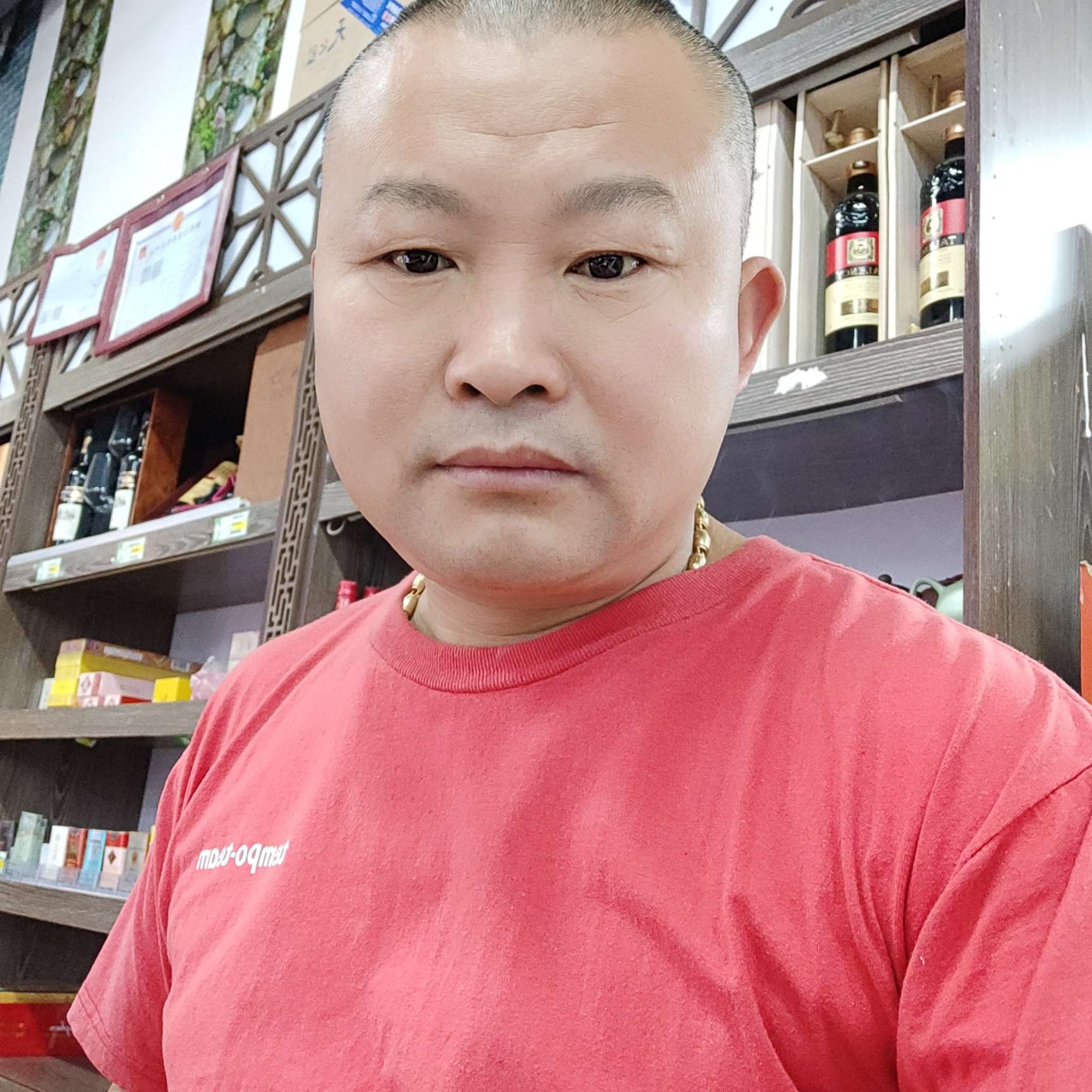 儒雅鞋子四十四号的照片